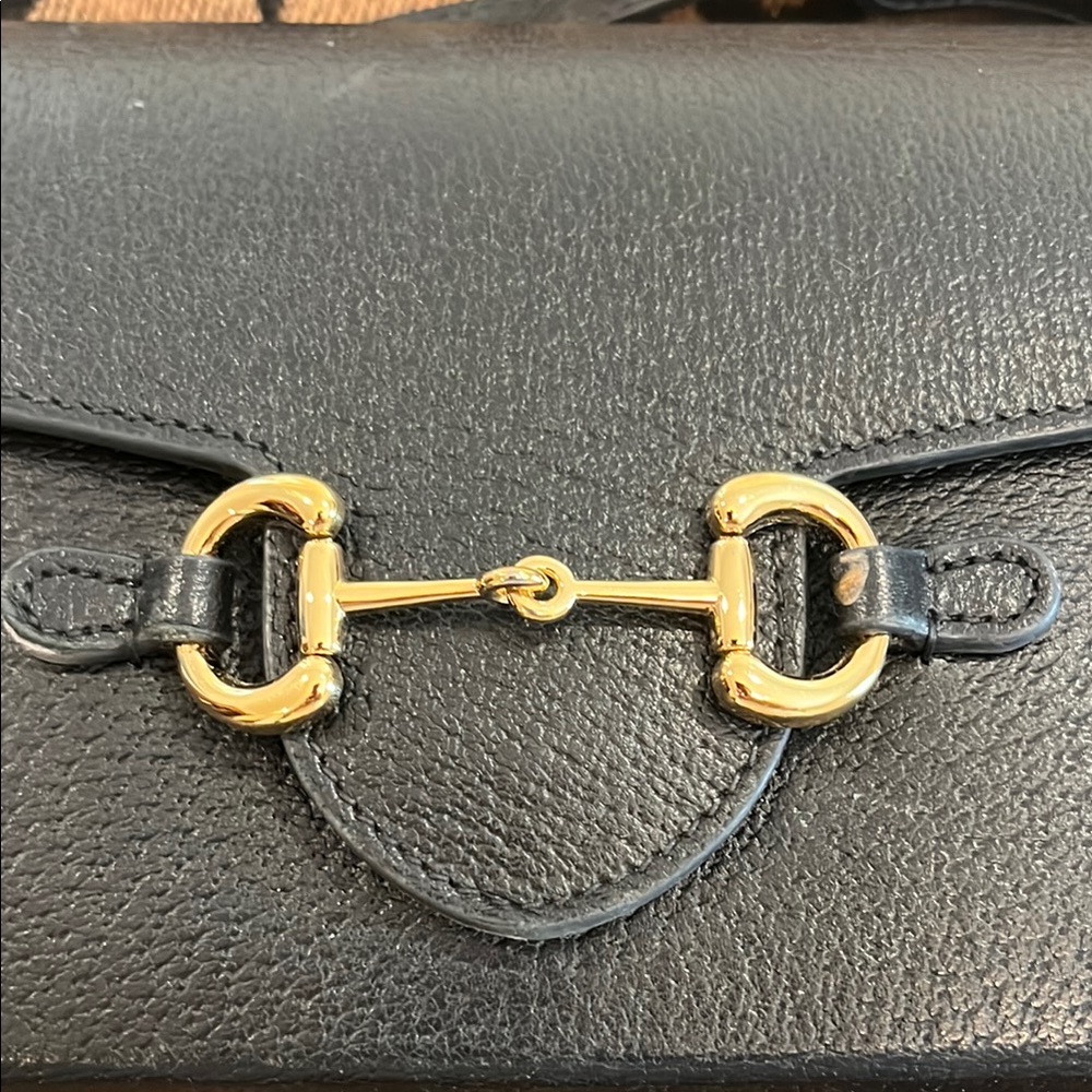 Gucci Black and Gold Crossbody Bag with Horsebit Detail - Picture 3 of 13